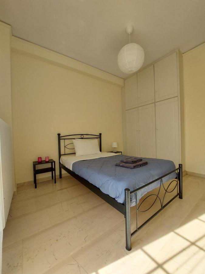 Eleni'S Seafront Apartment Artemi Extérieur photo