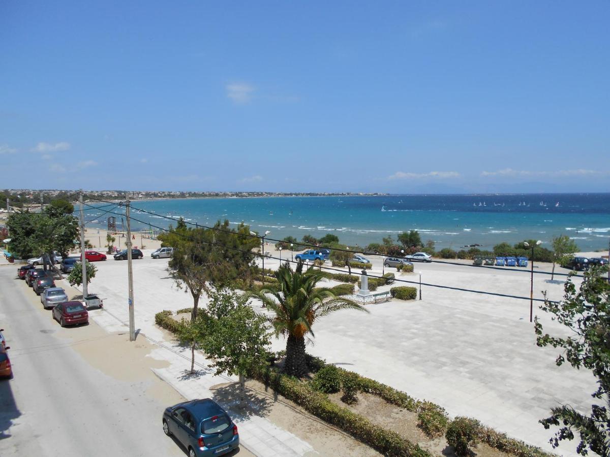 Eleni'S Seafront Apartment Artemi Extérieur photo
